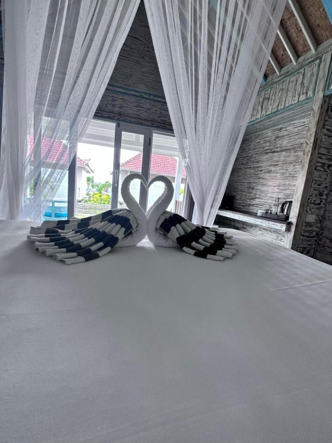Ombak Bay Lembongan Hotel Exterior photo