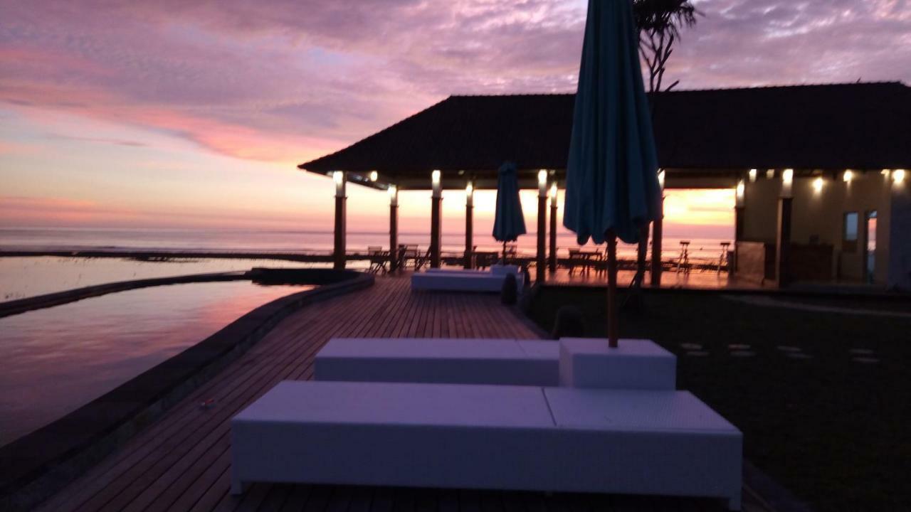 Ombak Bay Lembongan Hotel Exterior photo