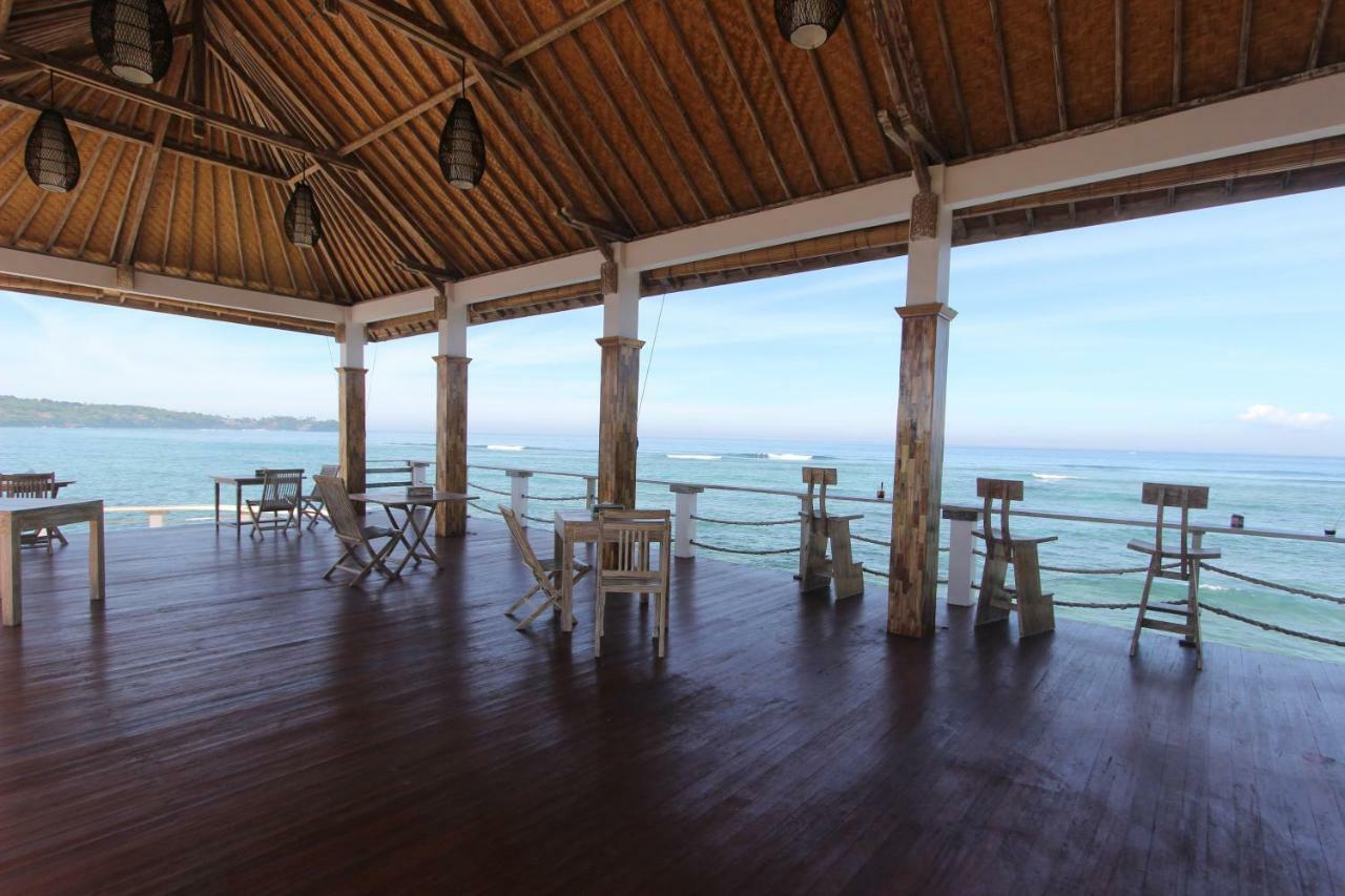 Ombak Bay Lembongan Hotel Exterior photo